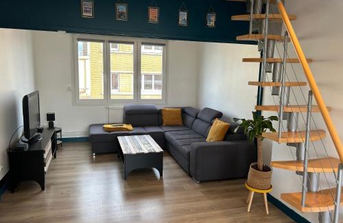 Rosendael Apartment | Duplex lumineux entre plage et centre-ville