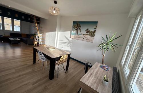 Rosendael Apartment | Duplex lumineux entre plage et centre-ville