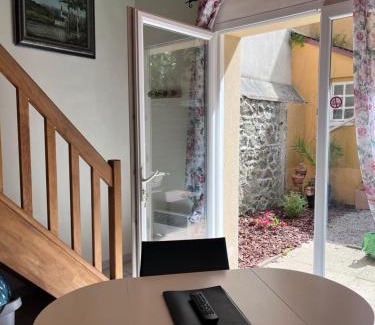 Sables-d'Or-les-Pins Apartment | Duplex terrasse