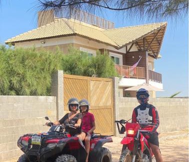 Canoa Quebrada Apartment | Duplex vista mar acomoda até 12 pessoas com piscina e estacionamento privativo