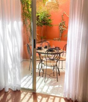 Camp El Ghoul Apartment | Duplex with Terrace in City Center