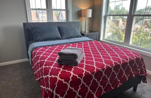 Lowry Hill East House | Dupont4 Oasis