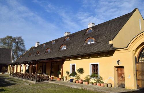 Karvina Hotel | Dvůr Olšiny -Hotel and Horse-riding