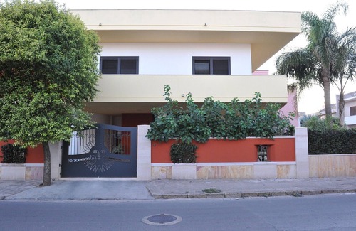 Taurisano House | Dwelling in a WI-FI villa with South Salento fiber between Gallipoli and the Maldives of Salento