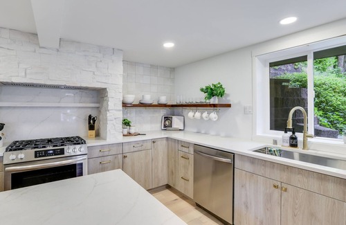 Gatewood Cottage | Dyane's Treehouse at the Beach A2