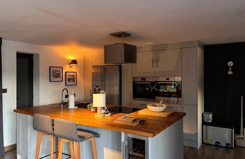 Cwrt Cottage | Dyfi Hideaway - Stunning Snowdonia Valley Views