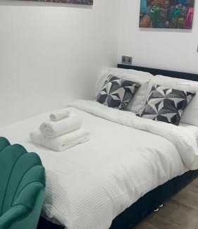 Manchester Apartment | Dynasty Lodge