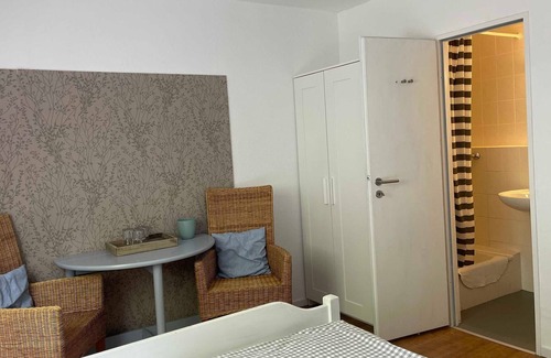 Ludershagen Cottage | DZ - Bei Zingst: Schmidt's Gasthof