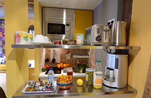 3rd Arrondissement Apartment | E4DD Bollywood & Co