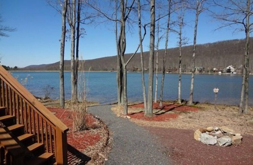 Sybertsville House | Eagle Rock Resort Lake house- ER property owners only- Share lot # when booking
