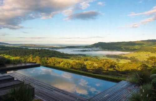 Foxground House | EagleView Park outstanding views and privacy
