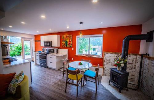 Nelson Apartment | eARTh studios GallerySuite