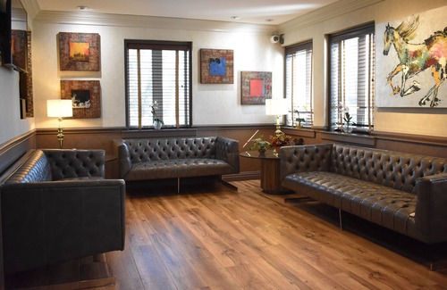 East Norwich Hotel | East Norwich Inn