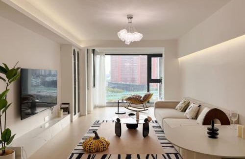 Huangpu Apartment | Eastern Hub - Bund Branch 4bedroom Near Subway HongHui Apt
