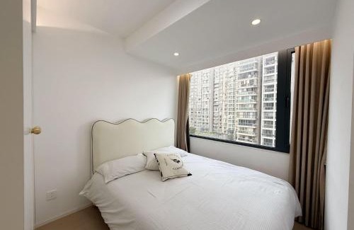 Huangpu Apartment | Eastern Hub - Bund Branch 4bedroom Near Subway HongHui Apt