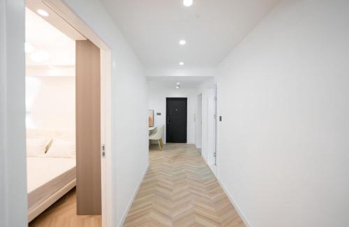 Haining Road Apartment | Eastern Hub - People square Branch New 3 bedrooms house