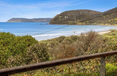 Eastern View House | Eastern Magic | Beach access at your door!