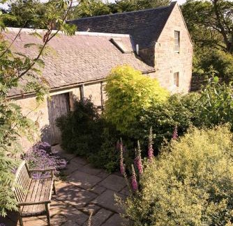 Penicuik House | Eastside Byre - Family cottage in the Pentland Hills near Edinburgh