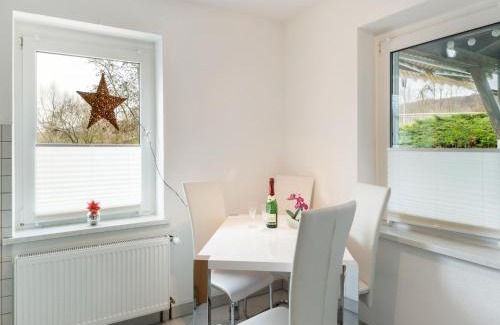 Bad Koesen House | Easy Access to Local Highlights, cleaning included