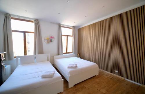 Marolles Apartment | Easy Stay - City Center