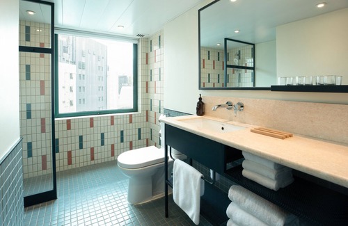 Jordan Hotel | Eaton HK