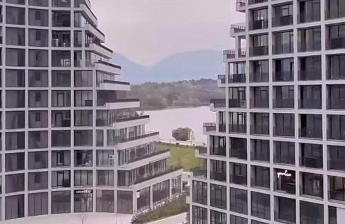 Tirana Apartment | EB Lake View Apt