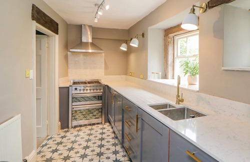 Hope Valley Cottage | Ebenezer House