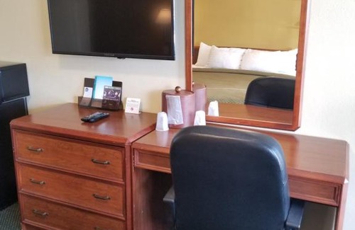 West Sacramento Hotel | Echo Lodge