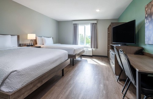 Pasadena Hotel | ECHO Suites Extended Stay by Wyndham Houston Pasadena Fwy Pl