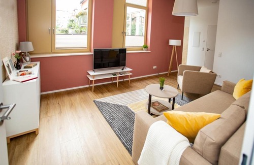 Gotha Apartment | Eckhof Domizil - Großzügige Ferienwohnung mit kleinem Garten in der Altstadt von Gotha
