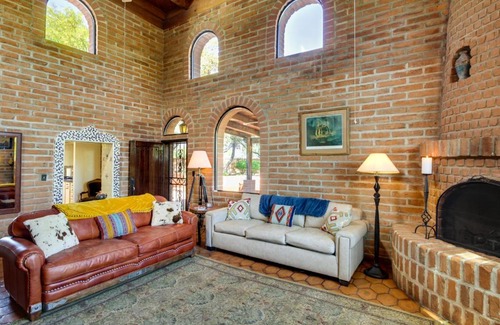 Tucson House | Eclectic Tucson Home 2 Mi to Saguaro National Park