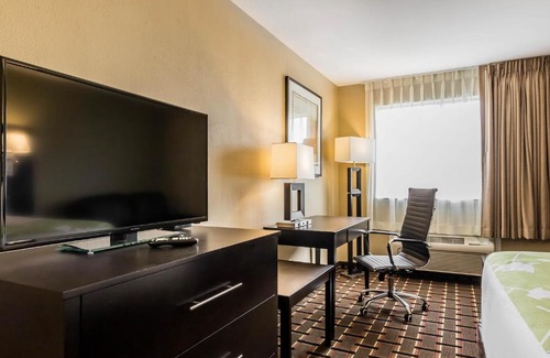Boaz Hotel | Econo Lodge Boaz