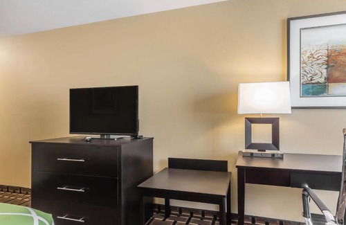 Boaz Hotel | Econo Lodge Boaz