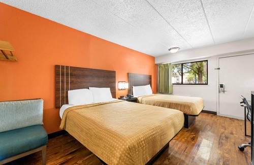 Toddville Road Hotel | Econo Lodge Charlotte Airport
