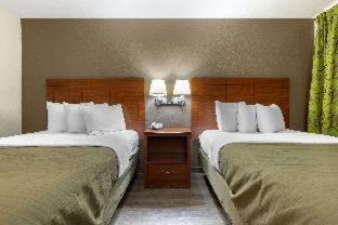 Cherokee Cabin | Econo Lodge Cherokee Near River Park