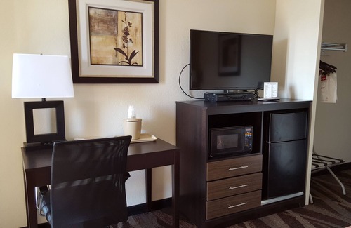 Glade Spring Hotel | Econo Lodge Glade Springs I-81