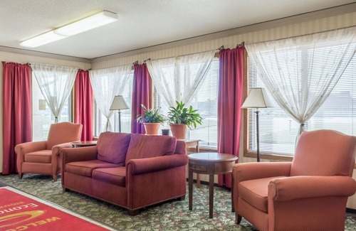 Renner Hotel | Econo Lodge North