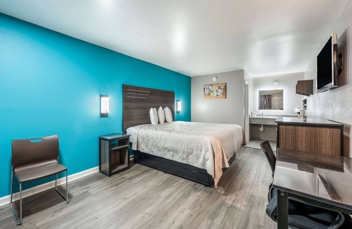 Russellville Hotel | Econo Lodge Russellville