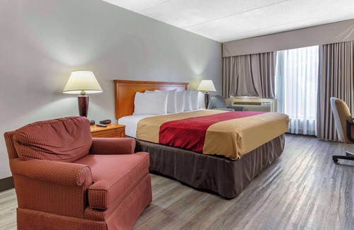Southern Pines Hotel | Econo Lodge Southern Pines