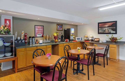 Southern Pines Hotel | Econo Lodge Southern Pines