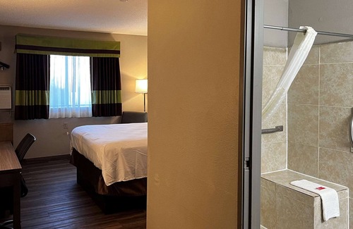 Spring Lake Hotel | Econo Lodge