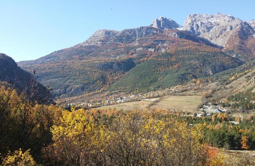 Saint-Martin-de-Queyrieres House | Ecrin de la Salcette