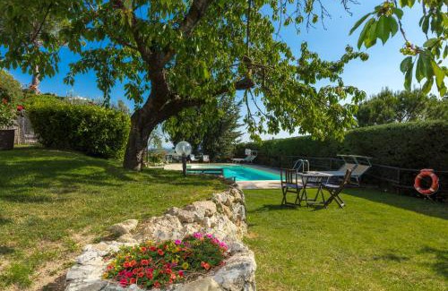 Castel San Gimignano Apartment | Edera