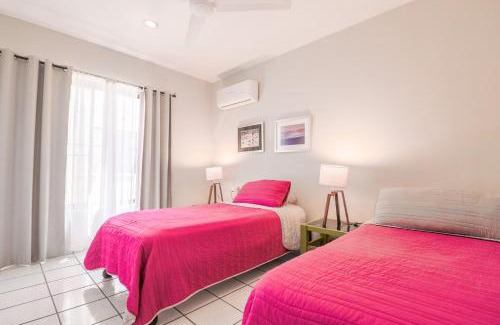 Zona Dorada House | Edificio Maria - 3 Departamentos y 1 Habitación