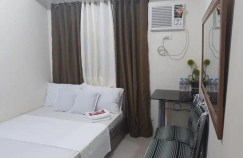 Barangka Ilaya Apartment | Edsa Urban Deca Tower Condo Unit with Wifi and Netflix
