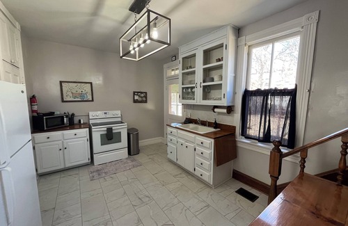 Hermann House | Eduard Haus in the Downtown Historic District of Hermann, Missouri