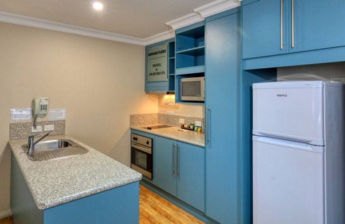 South Tamworth Hotel | Edward Parry Motel & Apartments