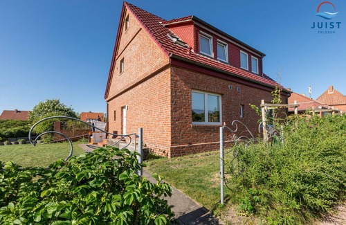 Loog Apartment | Ein Wunderschöner Nordseeurlaub in Strandnähe ist Ihnen Hier Garantiert!