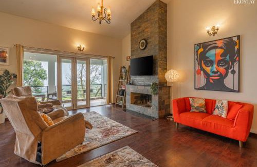 Ooty Villa | EKOSTAY - Skyfall Dew Drops