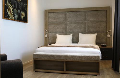 Algiers Hotel | El Aziz Inn